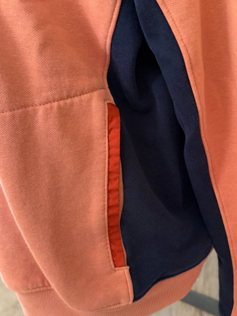 Columbia Sportswear Medium Orange Navy Color Block Crewneck Sweatshirt - Picture 6 of 7